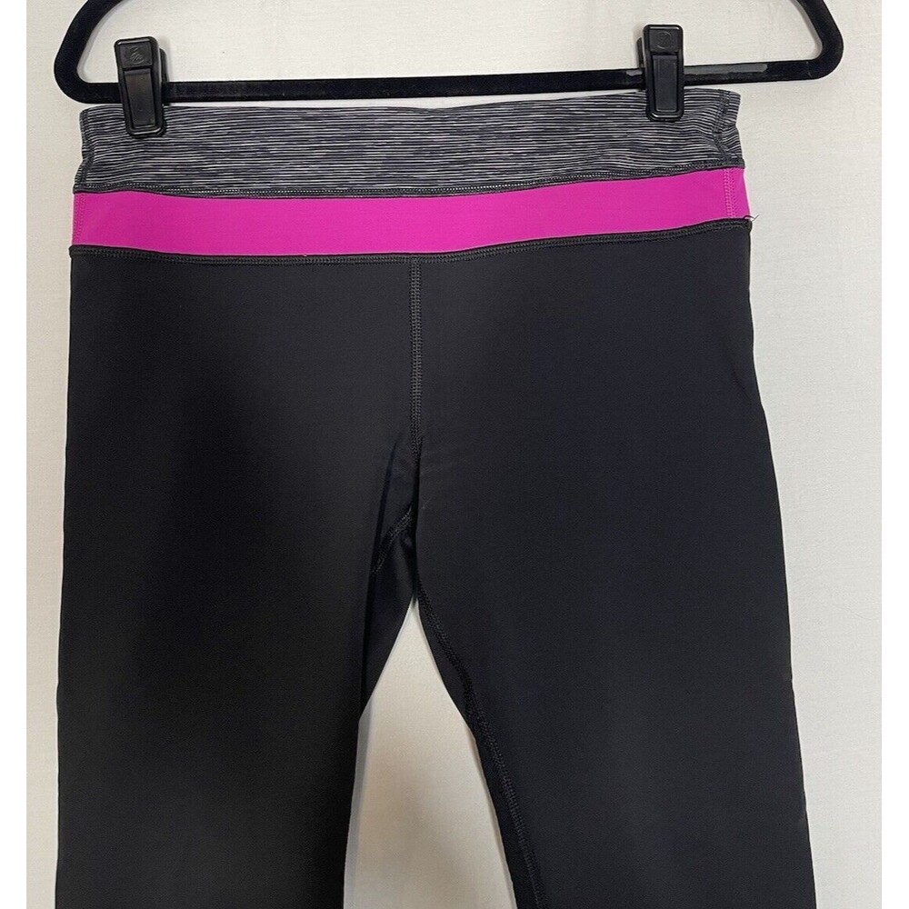 Lululemon Run: Inspire Crop II Size 8 Black Wee Are From Space Black Paris Pink - Picture 2 of 11
